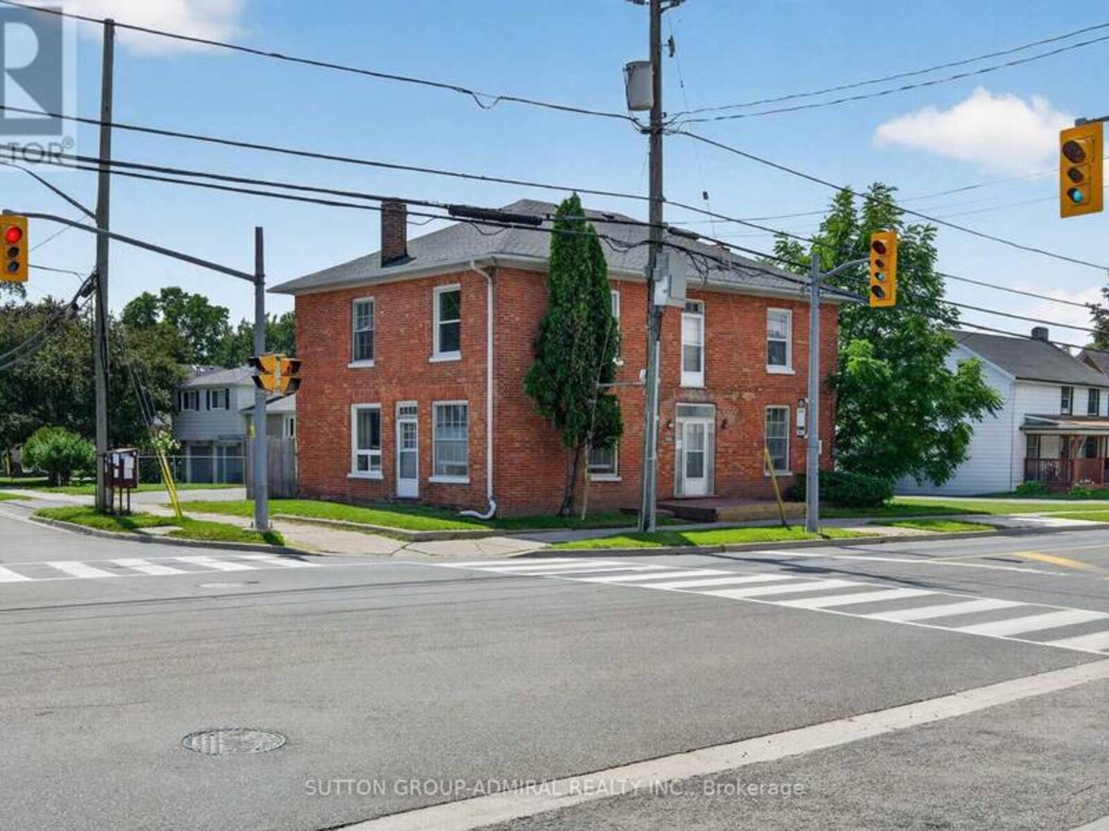 6745 MAIN STREET, Whitchurch-Stouffville, Ontario L4A 6B5
