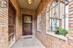 82 HIGHLAND PARK BOULEVARD | Markham Ontario | Slide Image Four