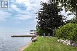 6 ENNISCLARE DRIVE W | Oakville Ontario | Slide Image Two