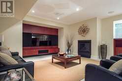 6 ENNISCLARE DRIVE W | Oakville Ontario | Slide Image Thirty-three