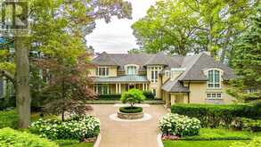 6 ENNISCLARE DRIVE W | Oakville Ontario | Slide Image Four