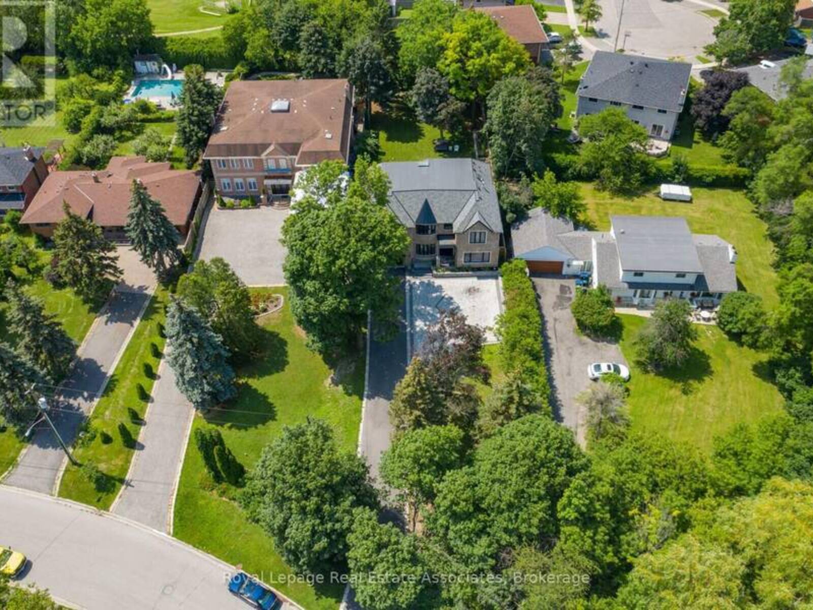96 ELMCREST ROAD, Toronto, Ontario M9C 3R9