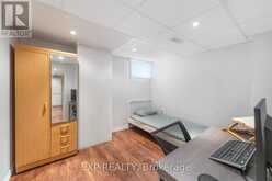 1063 JOAN DRIVE | Burlington Ontario | Slide Image Thirty