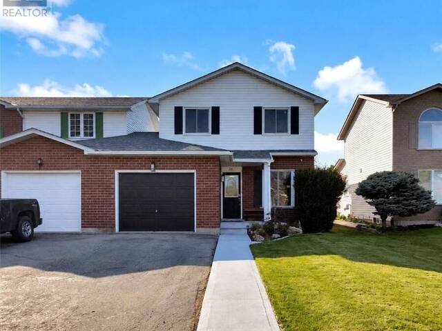 26 SCOTTACRES BOULEVARD Caledonia Ontario, N3W 2K2 - 3 Bedrooms Home For Sale