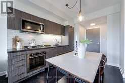 510 - 501 ST. CLAIR AVENUE W | Toronto Ontario | Slide Image Nineteen
