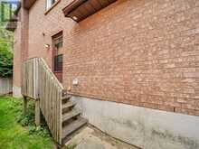 7 WINDING COURT | Toronto Ontario | Slide Image Forty-eight