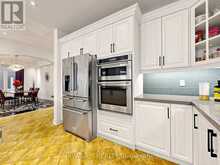 315 NORTH LAKE ROAD | Richmond Hill Ontario | Slide Image Eleven
