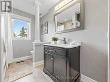315 NORTH LAKE ROAD | Richmond Hill Ontario | Slide Image Thirty