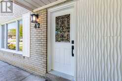 42 BROADFIELD DRIVE | Toronto Ontario | Slide Image Three