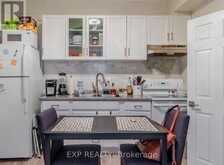 523 CARON AVENUE | Windsor Ontario | Slide Image Eight