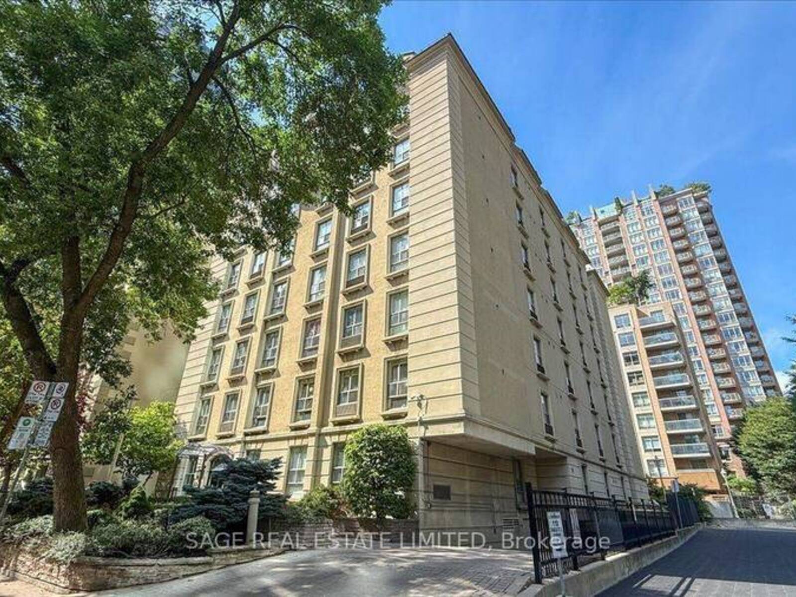 208 - 88 CHARLES STREET E, Toronto, Ontario M4Y 2W7