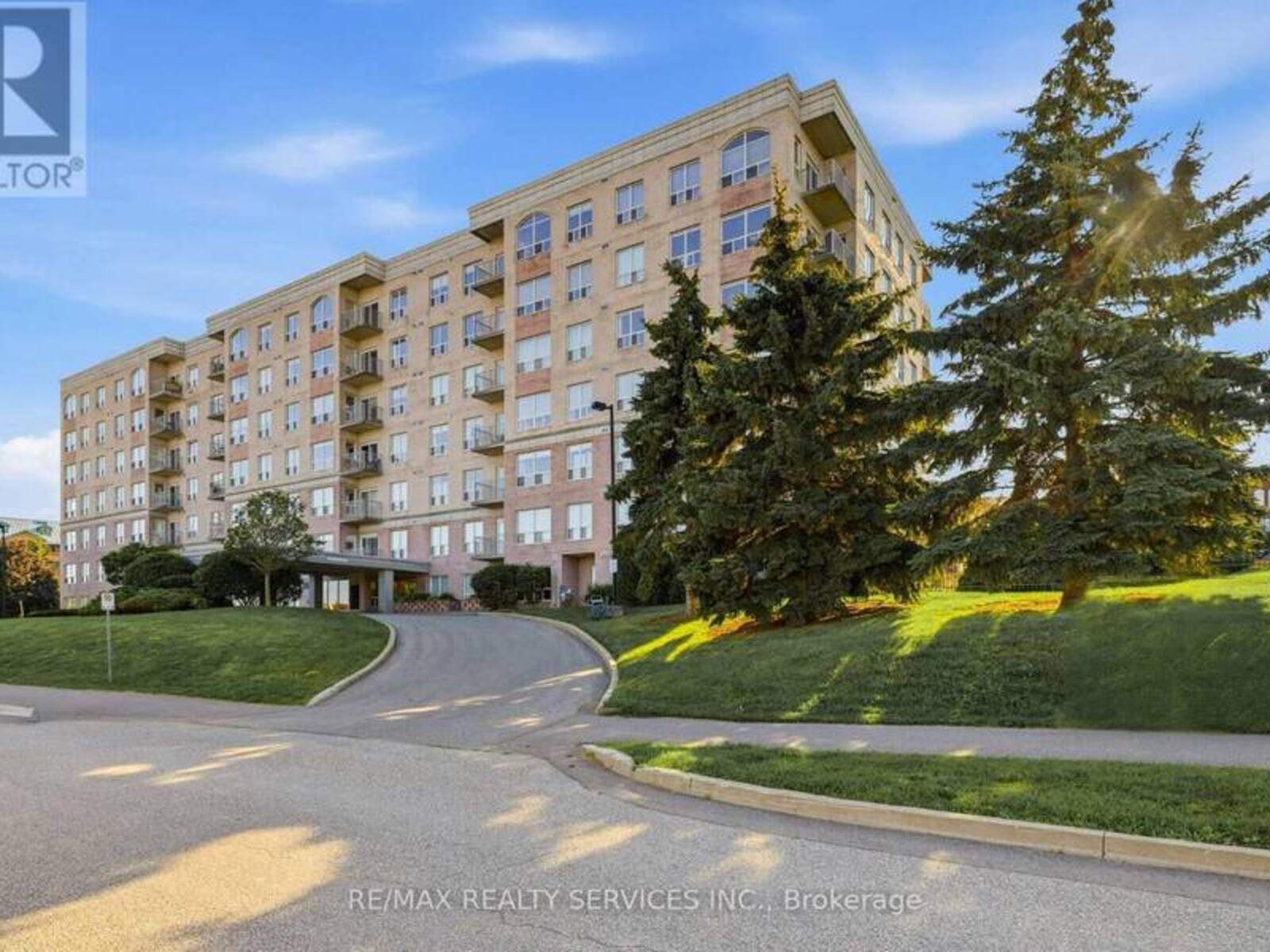 212 - 350 WELLINGTON STREET, Kingston, Ontario K7K 7J7