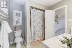 2145 SANDRINGHAM DRIVE | Burlington Ontario | Slide Image Sixteen