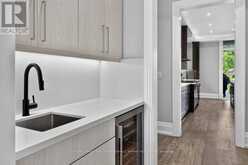533 CARSON LANE | Oakville Ontario | Slide Image Eight