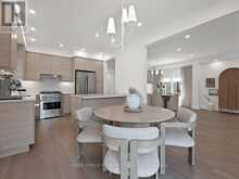 6 BYBLOS COURT | East Gwillimbury Ontario | Slide Image Ten