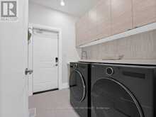 6 BYBLOS COURT | East Gwillimbury Ontario | Slide Image Fifteen