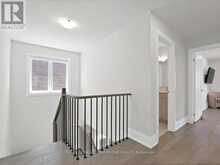 6 BYBLOS COURT | East Gwillimbury Ontario | Slide Image Sixteen