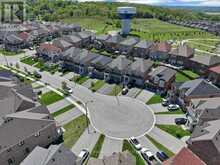 6 BYBLOS COURT | East Gwillimbury Ontario | Slide Image One