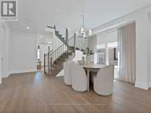 6 BYBLOS COURT | East Gwillimbury Ontario | Slide Image Six