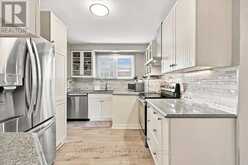 2407 BARCLAY ROAD | Burlington Ontario | Slide Image Eleven