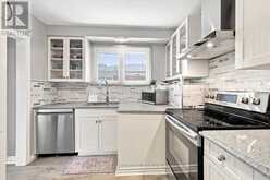 2407 BARCLAY ROAD | Burlington Ontario | Slide Image Thirteen