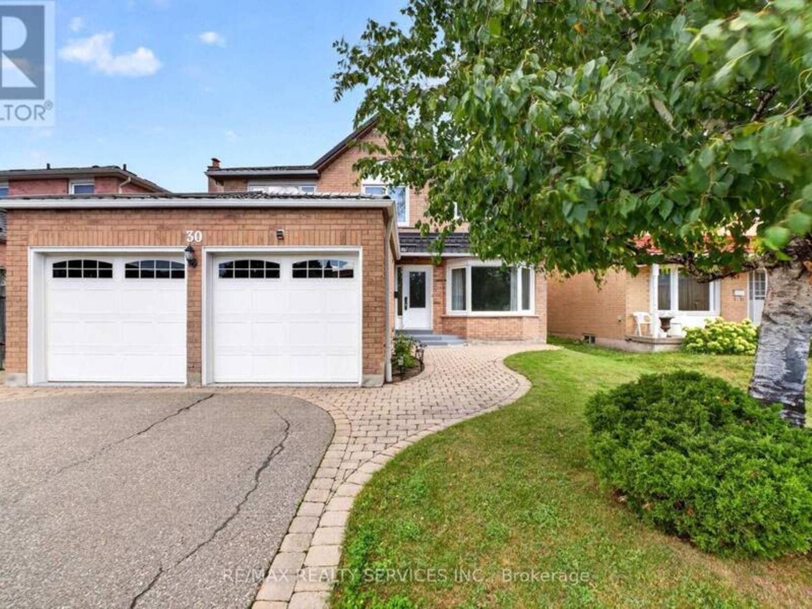30 NASMITH STREET, Brampton, Ontario L6S 4Z2