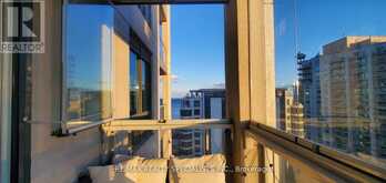 1114 - 2083 LAKE SHORE BOULEVARD W | Toronto Ontario | Slide Image Seventeen