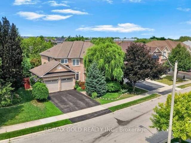 40 MALDIVES CRESCENT Brampton Ontario, L6P 1L3 - 4 Bedrooms Home For Sale
