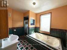 665 OSSINGTON AVENUE | Toronto Ontario | Slide Image Fifteen