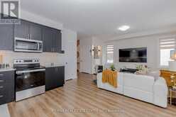 8 MOON CRESCENT | Cambridge Ontario | Slide Image Nineteen
