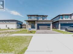 8 MOON CRESCENT Cambridge Ontario, N1S 0C4