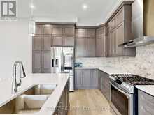 3061 WILLIAM CUTMORE BOULEVARD | Oakville Ontario | Slide Image Sixteen