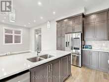 3061 WILLIAM CUTMORE BOULEVARD | Oakville Ontario | Slide Image Seventeen