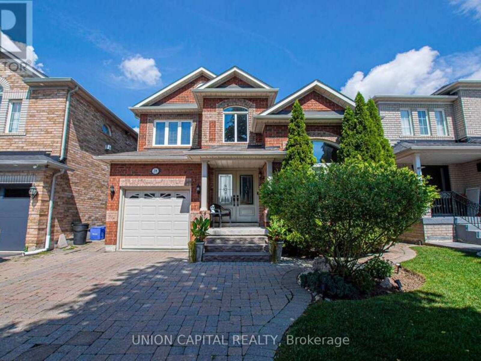 28 SAIL CRESCENT, Vaughan, Ontario L6A 2Z2
