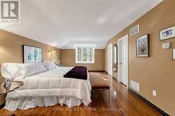 93 CLARINDA DRIVE | Toronto Ontario | Slide Image Seventeen