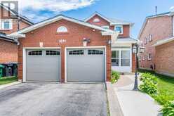 4844 OWL CIRCLE | Mississauga Ontario | Slide Image Four