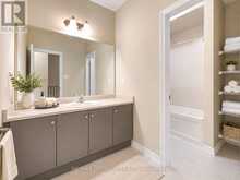 1420 OAKMONT COMMON | Burlington Ontario | Slide Image Twenty-four