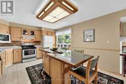 80 FAIRWAY DRIVE | Aurora Ontario | Slide Image Ten