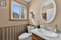 80 FAIRWAY DRIVE | Aurora Ontario | Slide Image Nineteen
