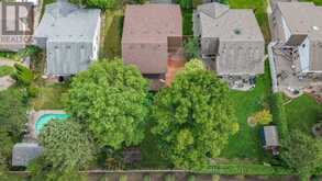 80 FAIRWAY DRIVE | Aurora Ontario | Slide Image Thirty-six