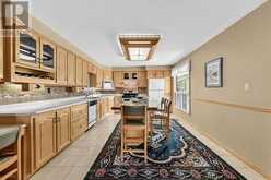 80 FAIRWAY DRIVE | Aurora Ontario | Slide Image Seven
