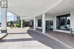 306 - 11121 YONGE STREET | Richmond Hill Ontario | Slide Image Three