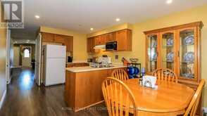 79 WHITE ELM ROAD | Barrie Ontario | Slide Image Ten