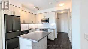 LPH11 - 75 ONEIDA CRESCENT | Richmond Hill Ontario | Slide Image Seven