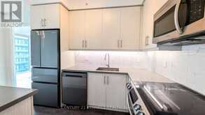 LPH11 - 75 ONEIDA CRESCENT | Richmond Hill Ontario | Slide Image Eight