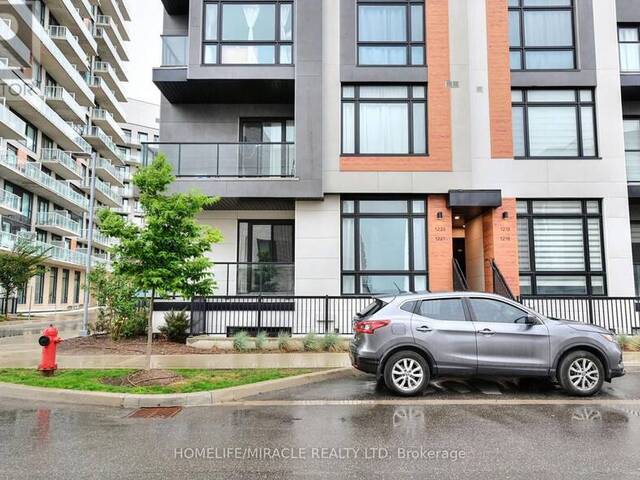 1221 - 8 DAVID EYER ROAD Richmond Hill Ontario, L4S 0N5 - 3 Bedrooms Condo For Sale