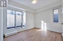 1221 - 8 DAVID EYER ROAD | Richmond Hill Ontario | Slide Image Twelve