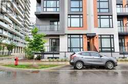 1221 - 8 DAVID EYER ROAD | Richmond Hill Ontario | Slide Image Twenty