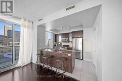 4305 - 65 BREMNER BOULEVARD | Toronto Ontario | Slide Image Twelve