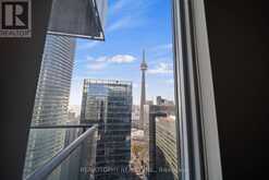4305 - 65 BREMNER BOULEVARD | Toronto Ontario | Slide Image Seventeen